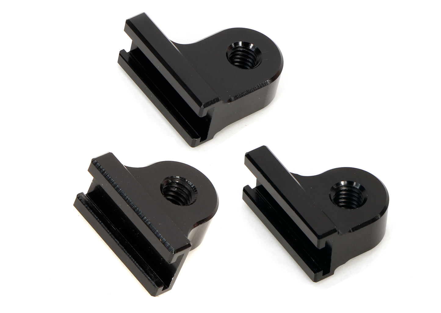 Rear master cylinder mounting bracket