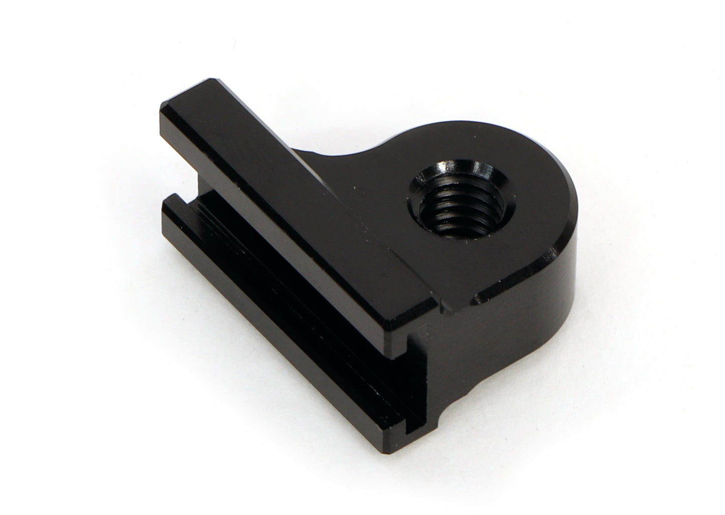 Rear master cylinder mounting bracket