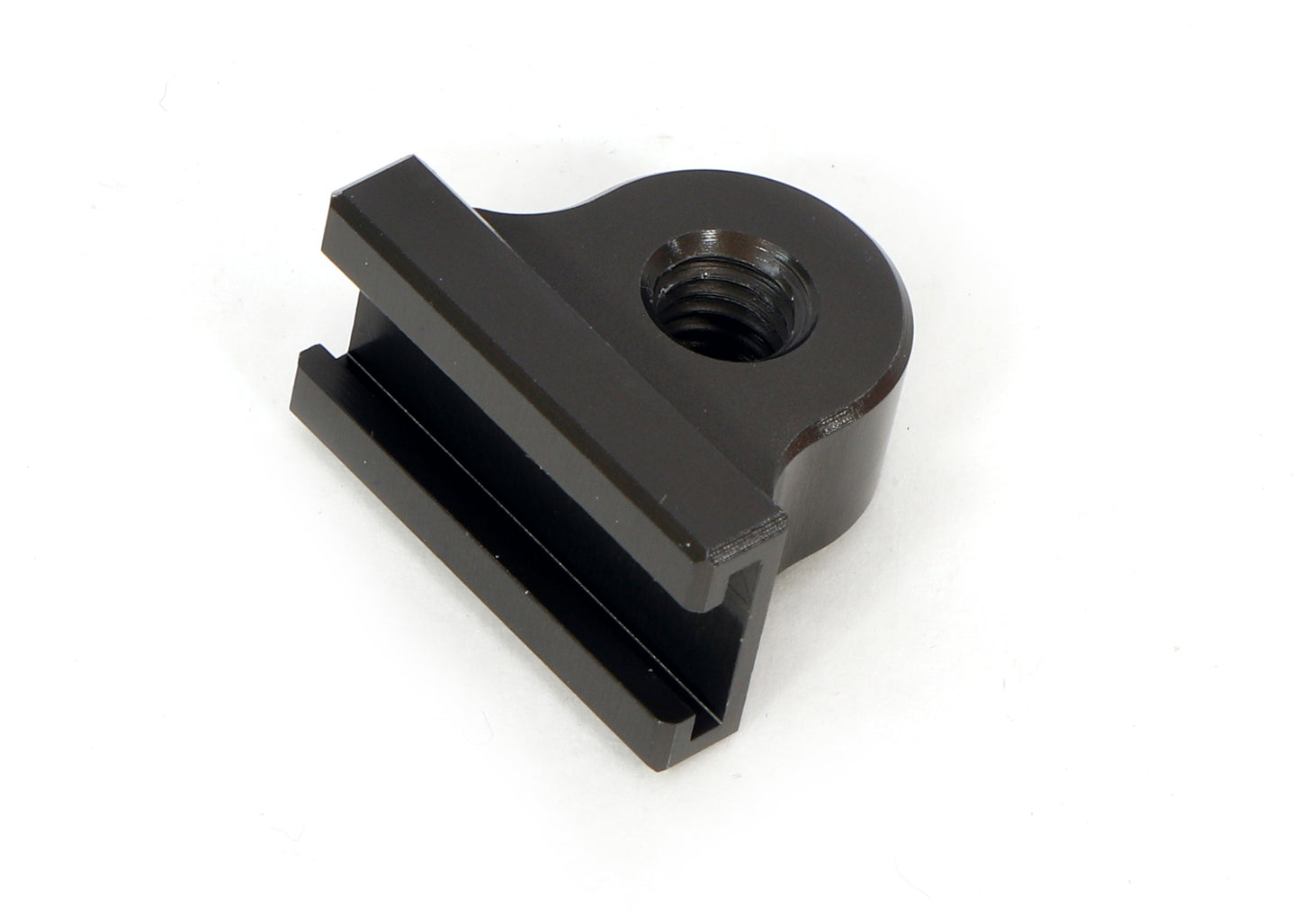 Rear master cylinder mounting bracket